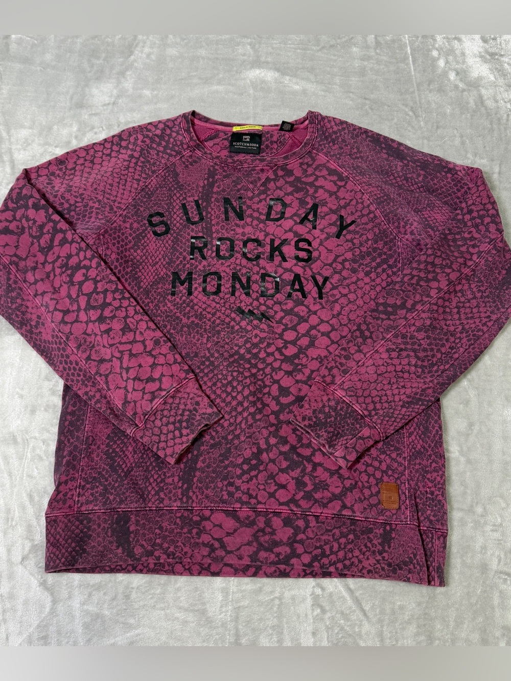 Scotch & Soda Sunday Rocks Snakeskin Sweatshirt Women's Large Rock Noir